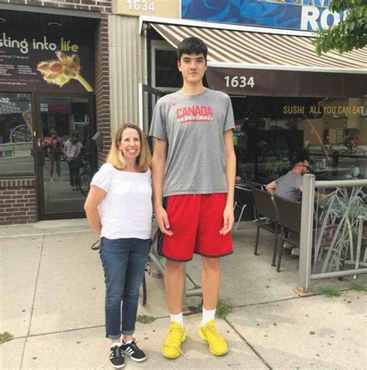 Discovering The Significance Of "Parents Zach EdeY Father"