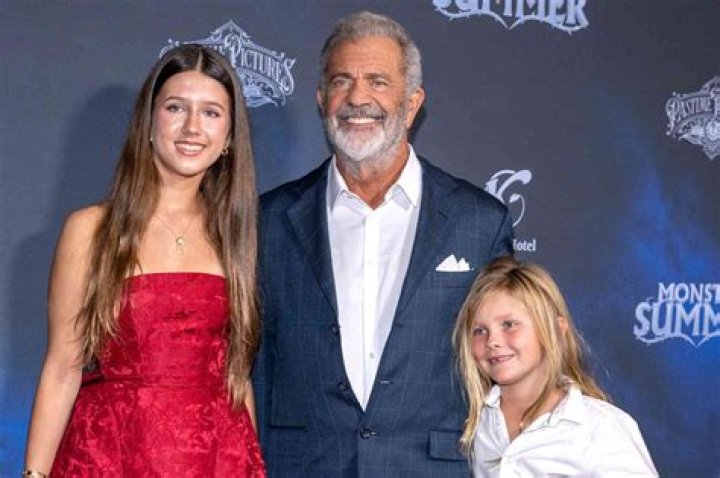 Hannah Gibson And Her Inspiring Siblings