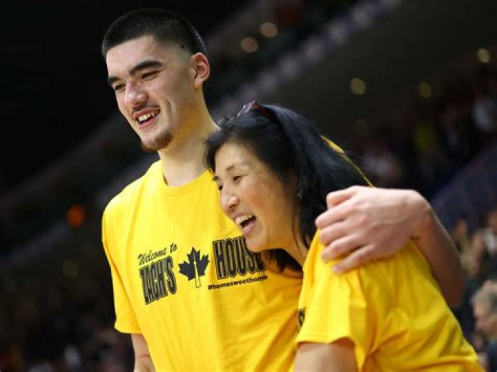 How Tall Are Zach Edy's Parents?